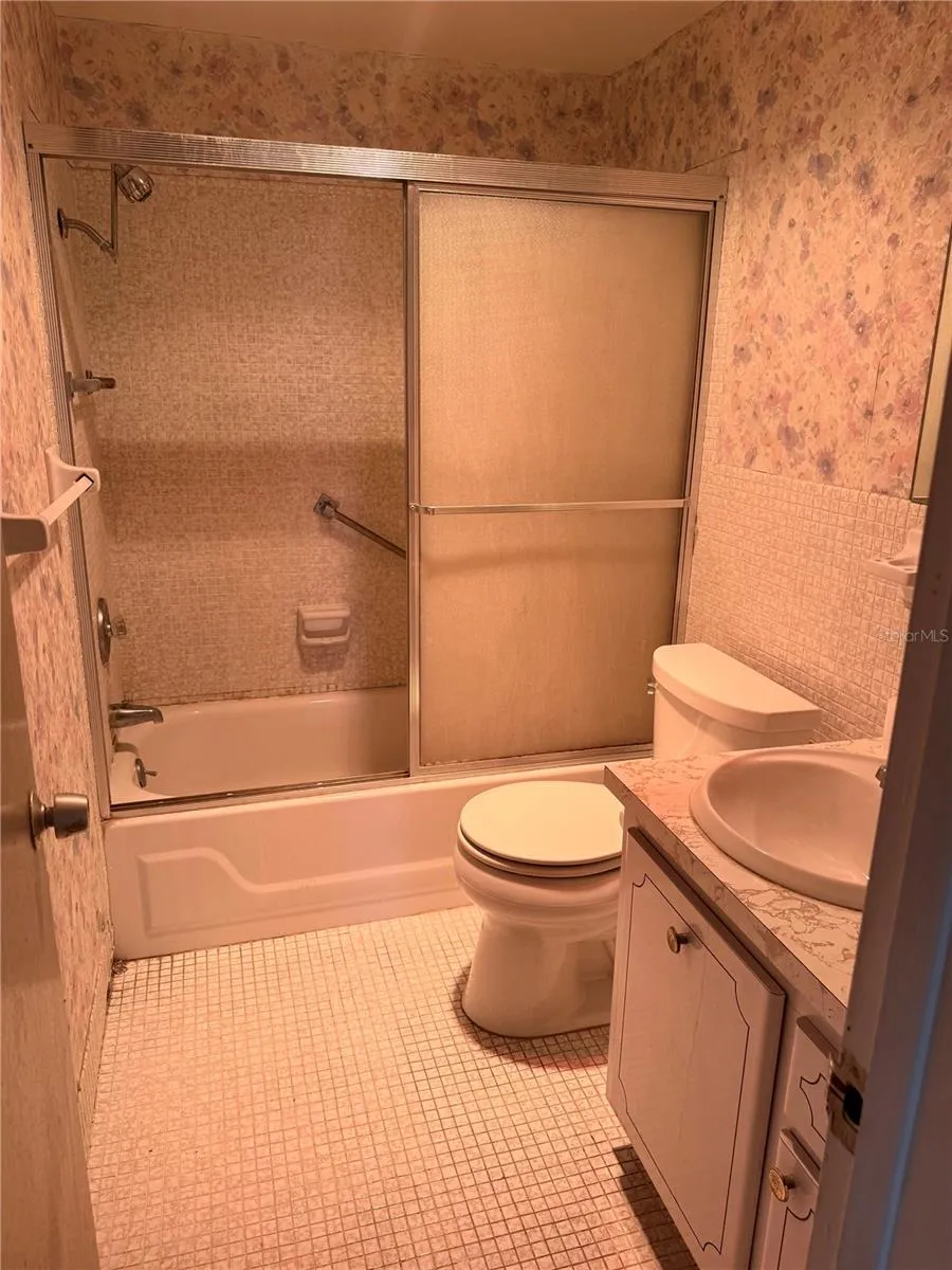 5900 21ST STREET #10 St Petersburg, FL 33714