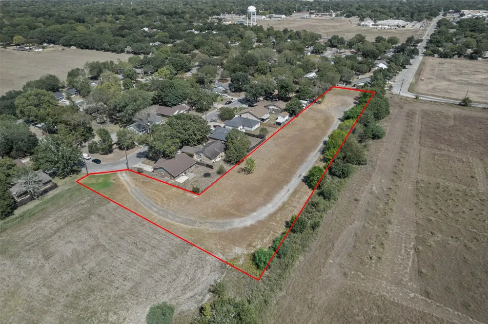 1508 Pendergrass Street Lockhart, TX 78644