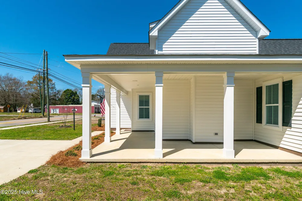 3842 W Wilson Street Farmville, NC 27828