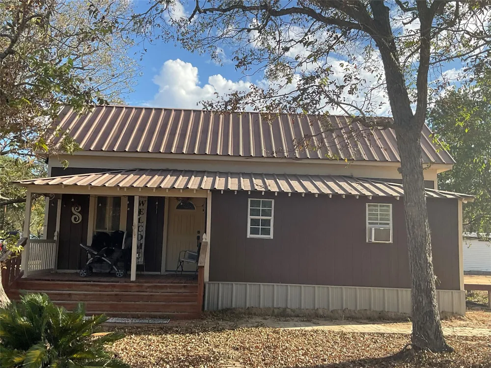 211 Martin Street Yoakum, TX 77995