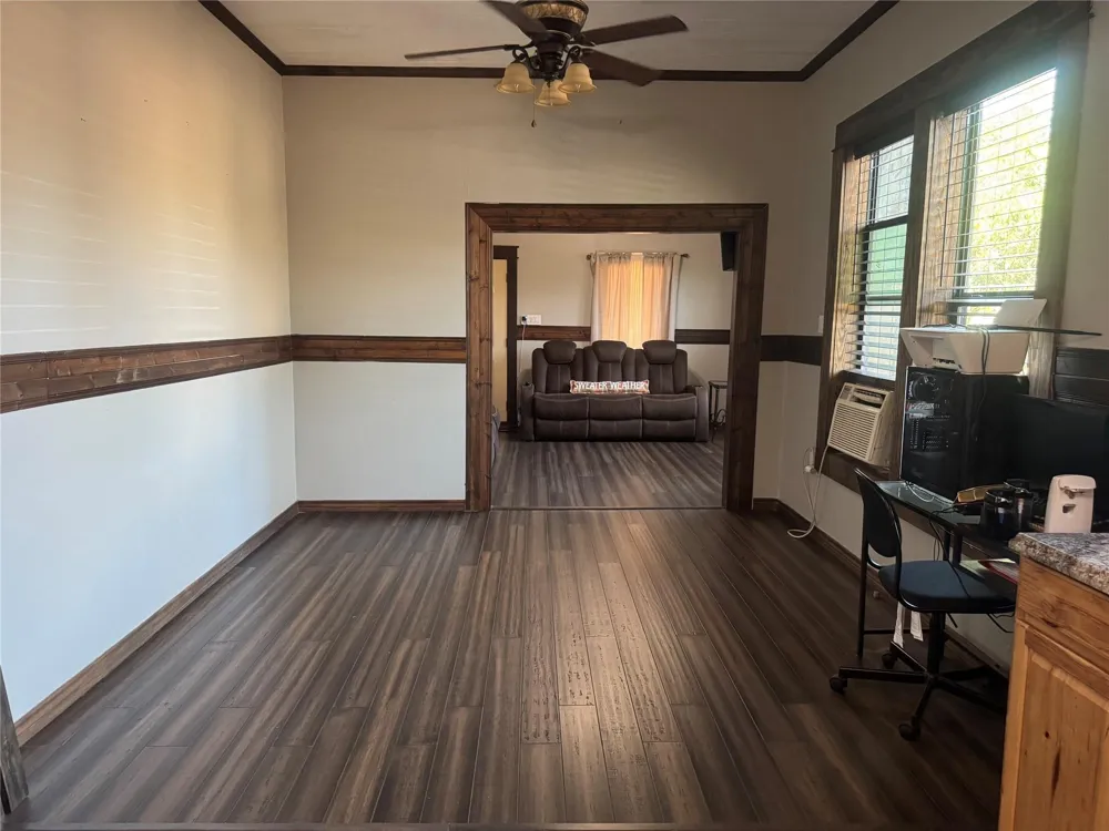 211 Martin Street Yoakum, TX 77995
