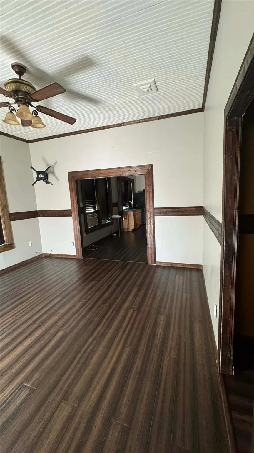 211 Martin Street Yoakum, TX 77995