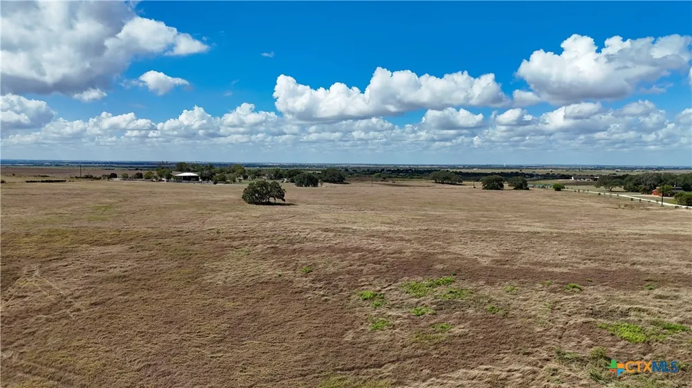 721 Branch Rd Seguin, TX 78155