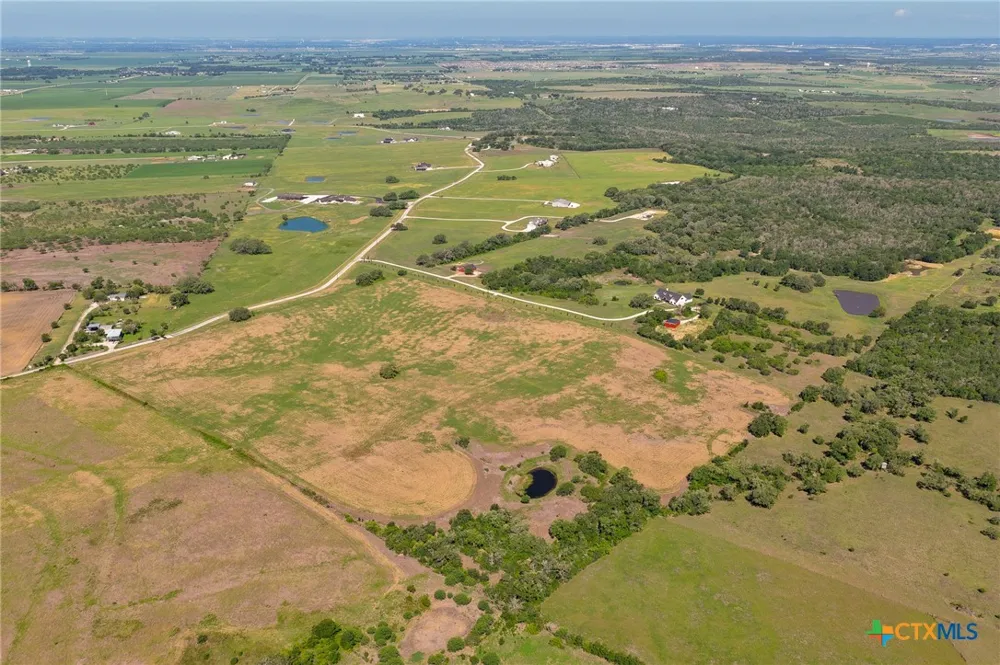 721 Branch Rd Seguin, TX 78155