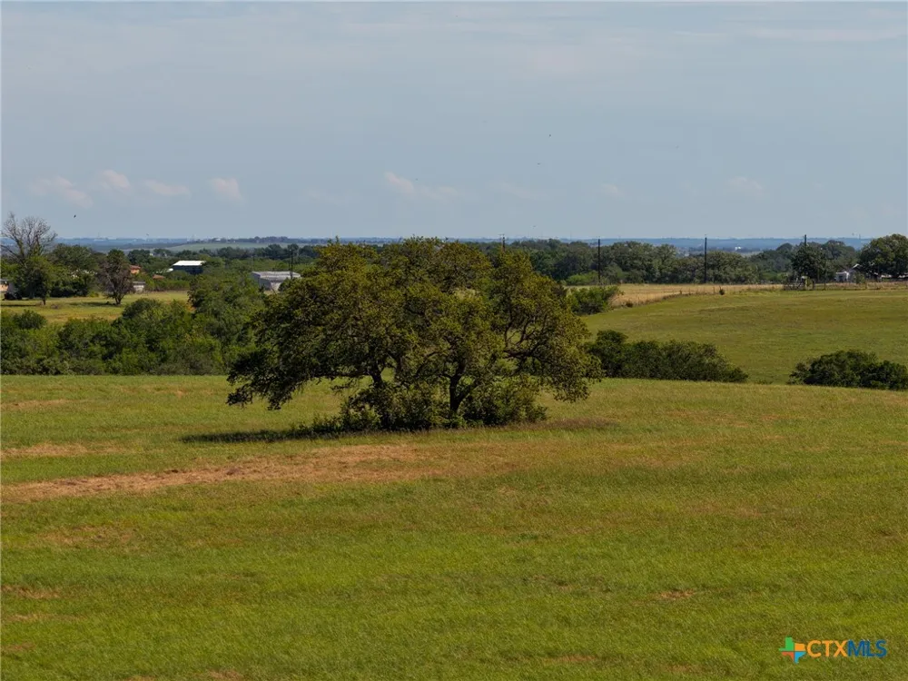 721 Branch Rd Seguin, TX 78155