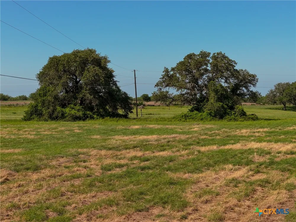 721 Branch Rd Seguin, TX 78155