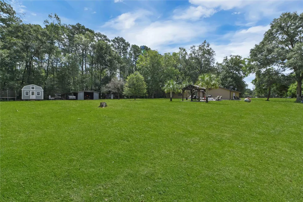 3522 County Road 3011 Dayton, TX 77535