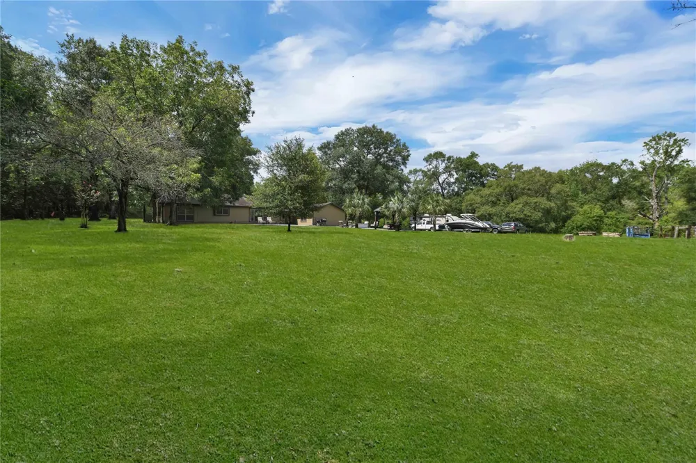 3522 County Road 3011 Dayton, TX 77535