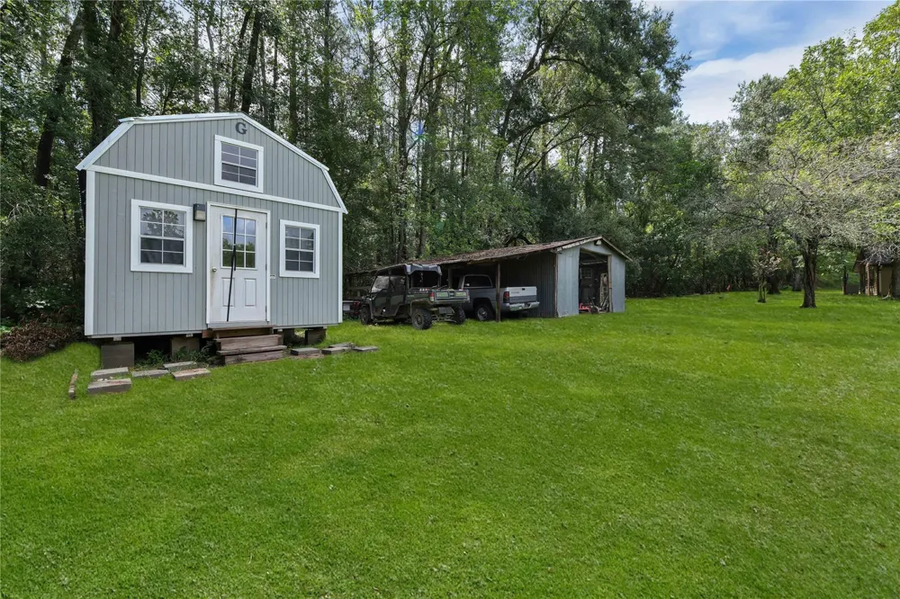 3522 County Road 3011 Dayton, TX 77535