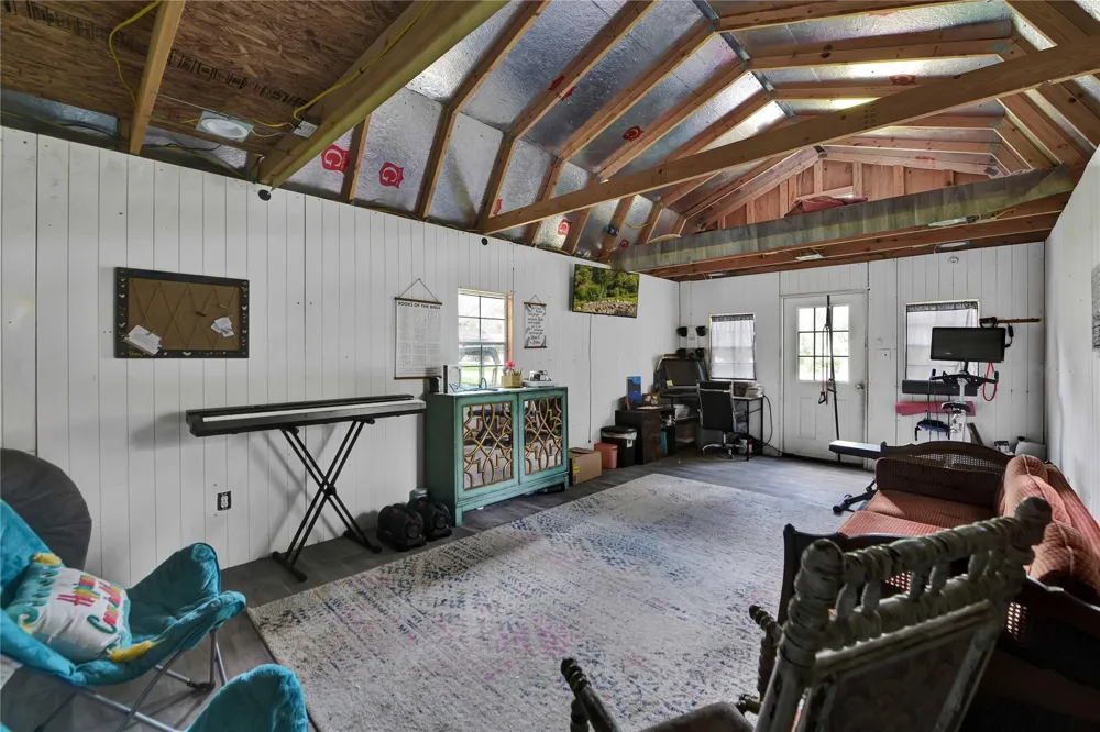 3522 County Road 3011 Dayton, TX 77535