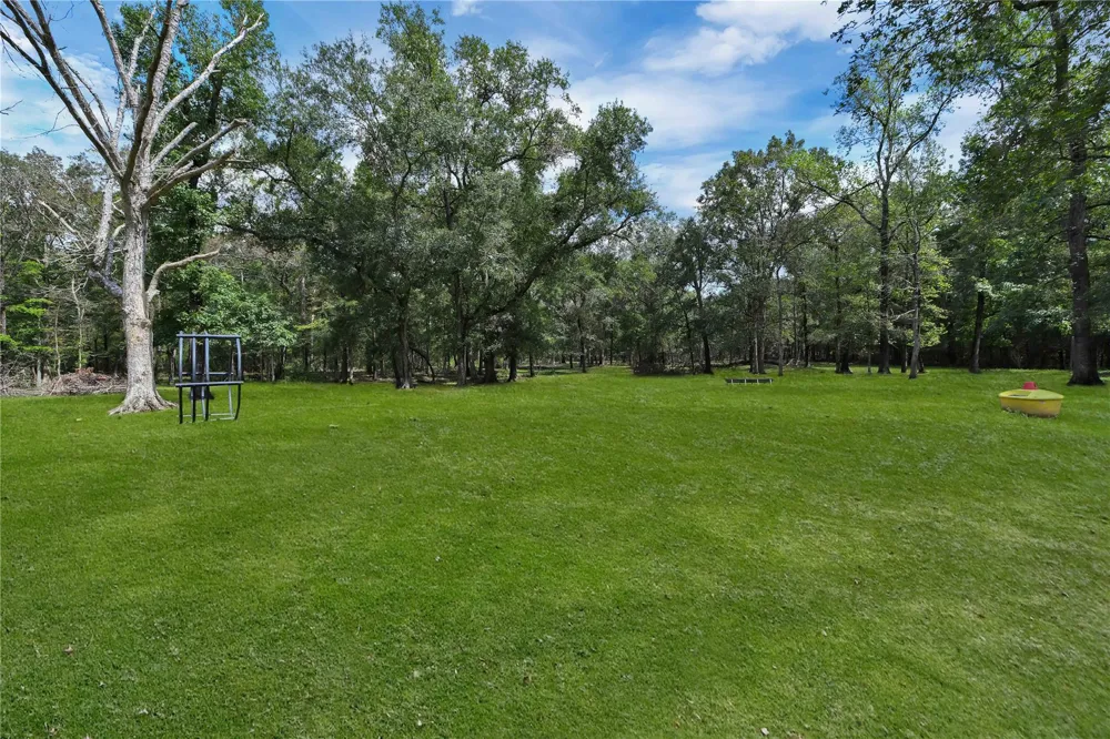 3522 County Road 3011 Dayton, TX 77535