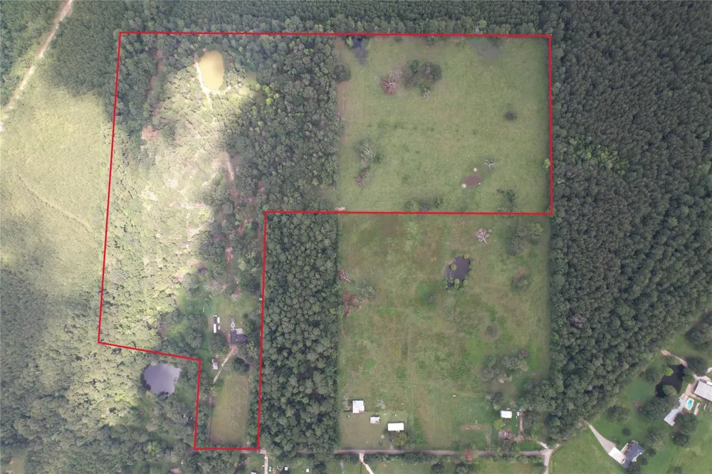 3522 County Road 3011 Dayton, TX 77535