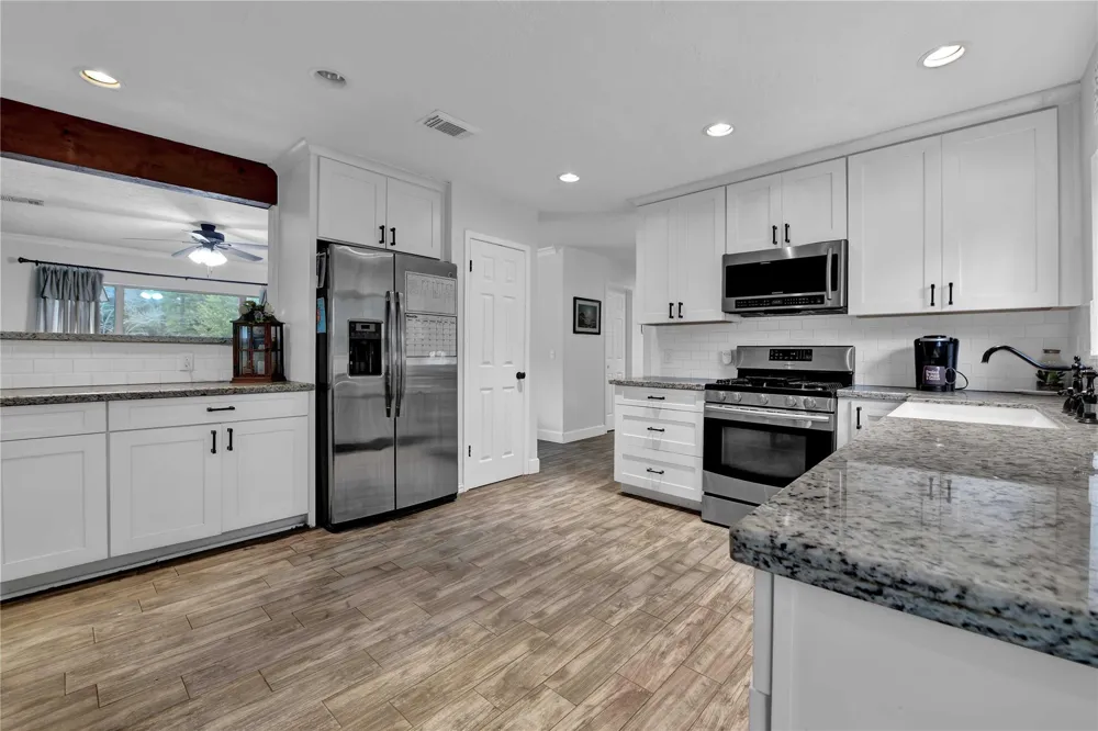 3522 County Road 3011 Dayton, TX 77535