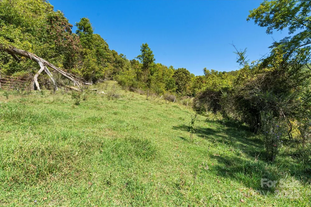 1623 Ammons Branch Road Marshall, NC 28753