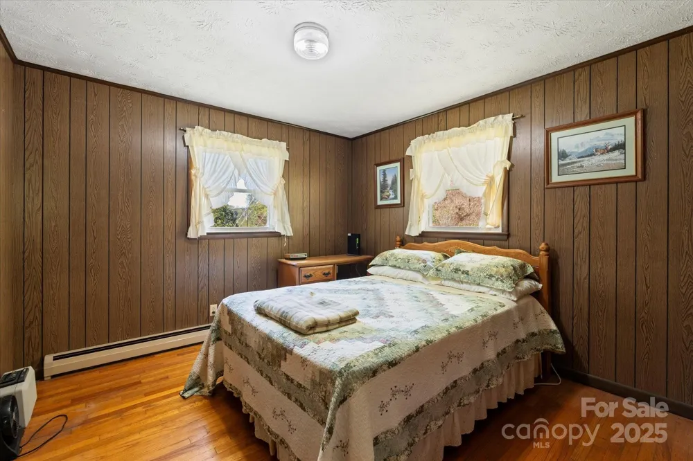 1623 Ammons Branch Road Marshall, NC 28753