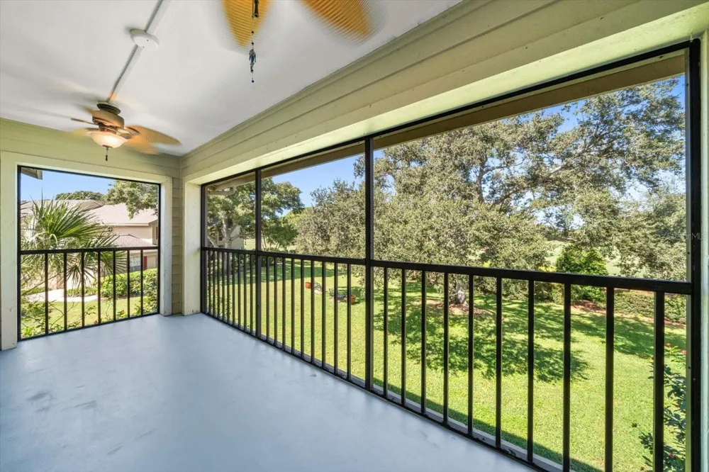 75 PELICAN PLACE Belleair, FL 33756