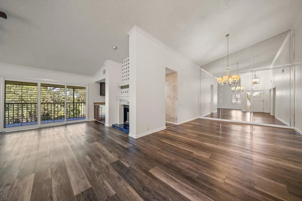 75 PELICAN PLACE Belleair, FL 33756