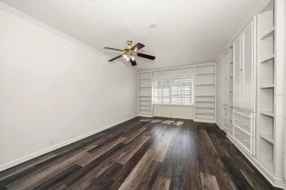 75 PELICAN PLACE Belleair, FL 33756