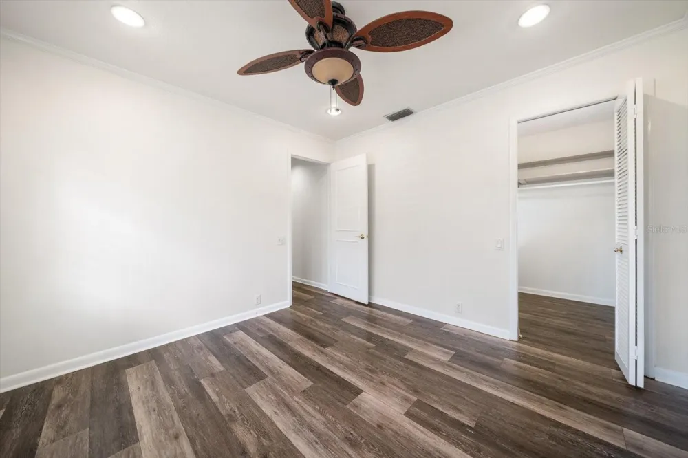 75 PELICAN PLACE Belleair, FL 33756