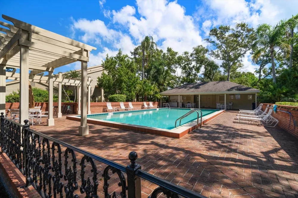 75 PELICAN PLACE Belleair, FL 33756