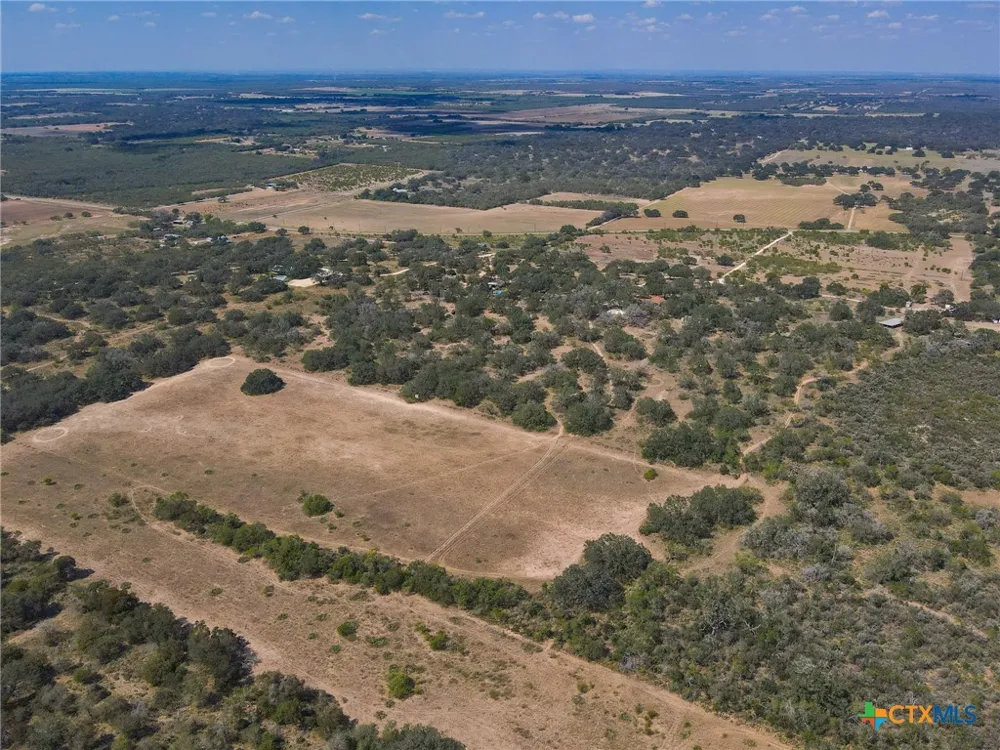 Fm-2200 Devine, TX 78016