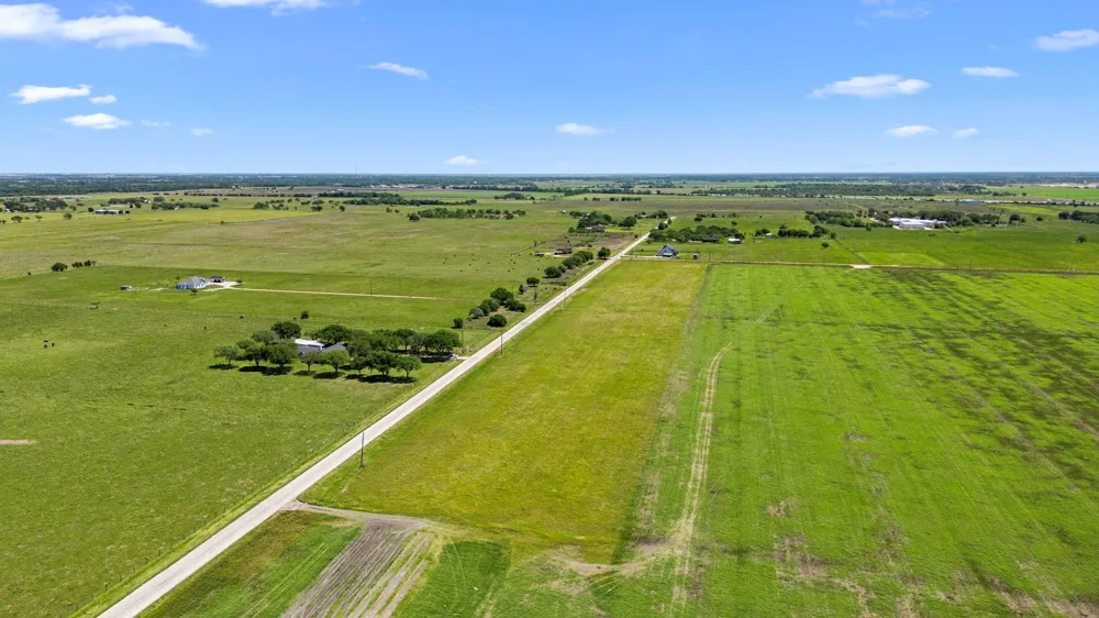 5 County Road 207 East Bernard, TX 77435