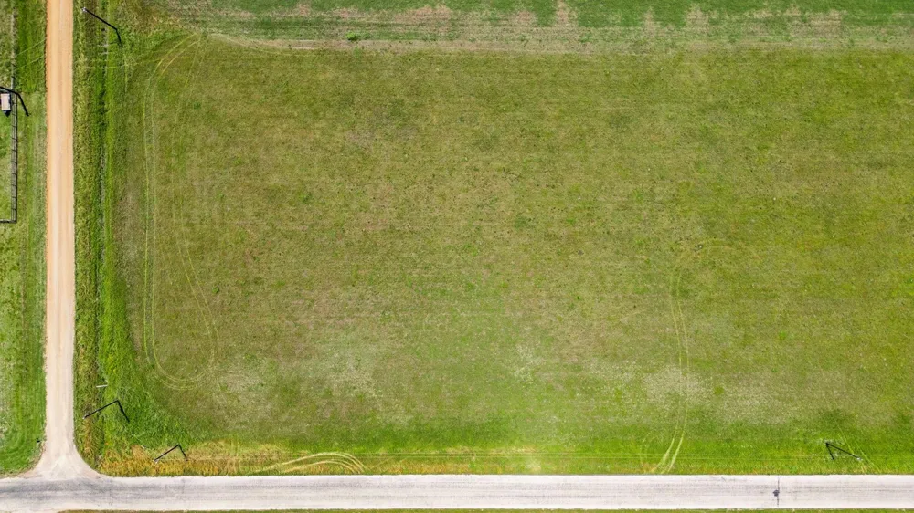 5 County Road 207 East Bernard, TX 77435