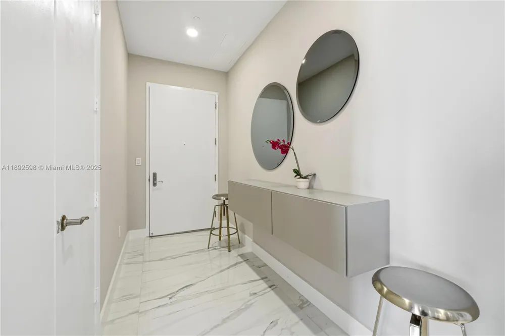 16001 Collins Ave #3705 Sunny Isles Beach, FL 33160