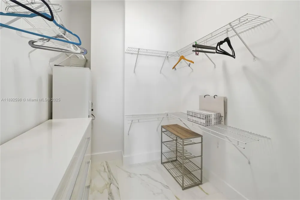 16001 Collins Ave #3705 Sunny Isles Beach, FL 33160