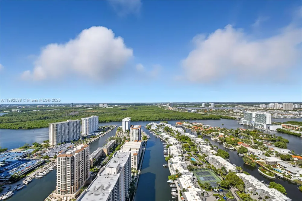 16001 Collins Ave #3705 Sunny Isles Beach, FL 33160