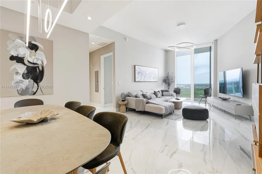 16001 Collins Ave #3705 Sunny Isles Beach, FL 33160