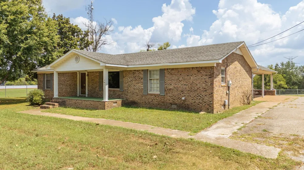 70 RIVERSIDE DR Savannah, TN 38372