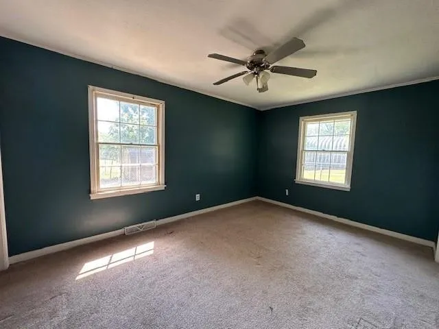 70 RIVERSIDE DR Savannah, TN 38372