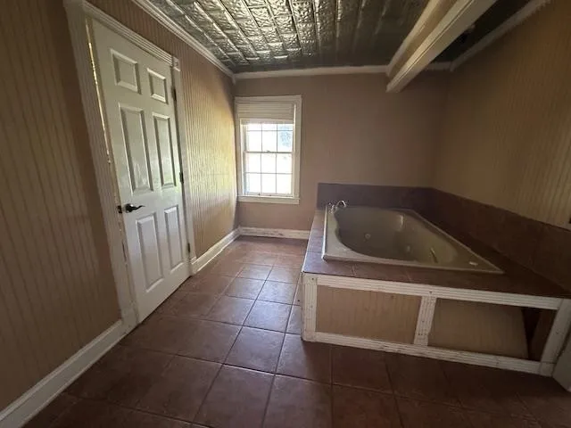 70 RIVERSIDE DR Savannah, TN 38372