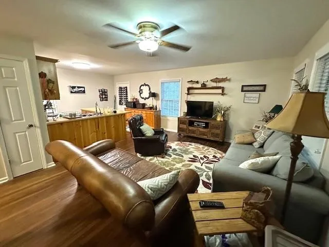 140 HUCKLEBERRY LN Savannah, TN 38372
