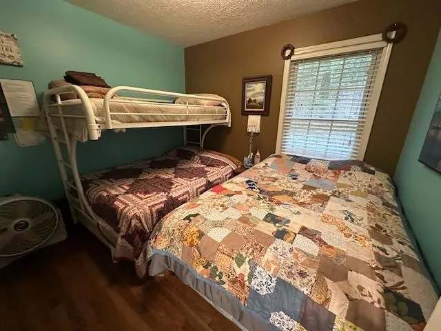 140 HUCKLEBERRY LN Savannah, TN 38372