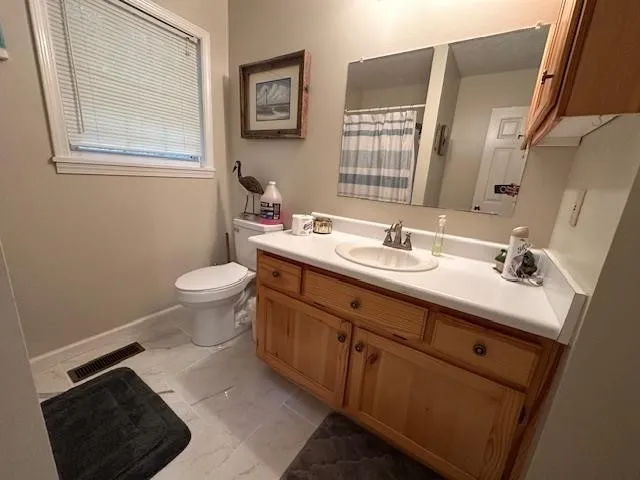 140 HUCKLEBERRY LN Savannah, TN 38372