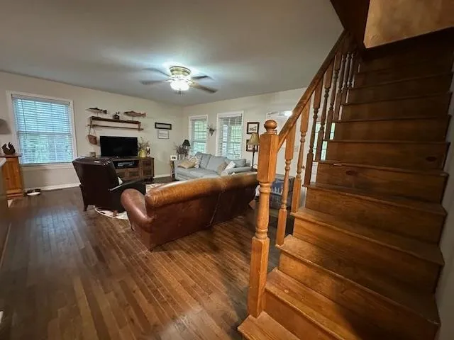 140 HUCKLEBERRY LN Savannah, TN 38372