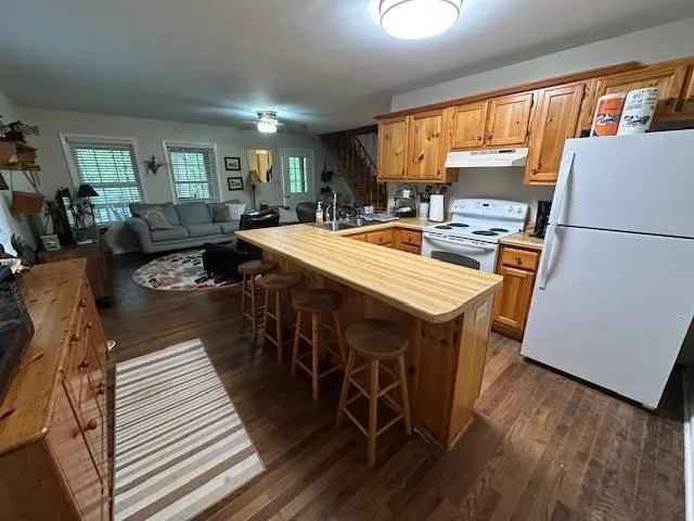 140 HUCKLEBERRY LN Savannah, TN 38372