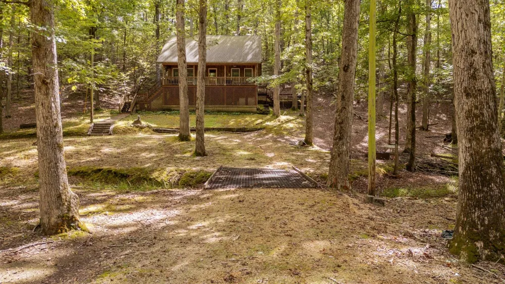 140 HUCKLEBERRY LN Savannah, TN 38372