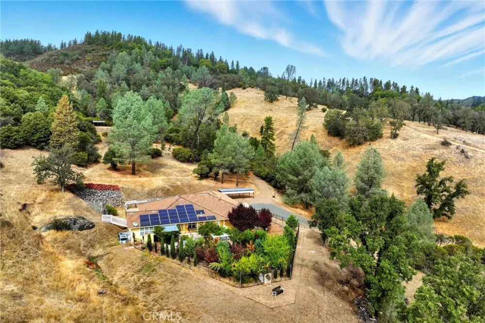6850 High Valley Road Cobb, CA 95426