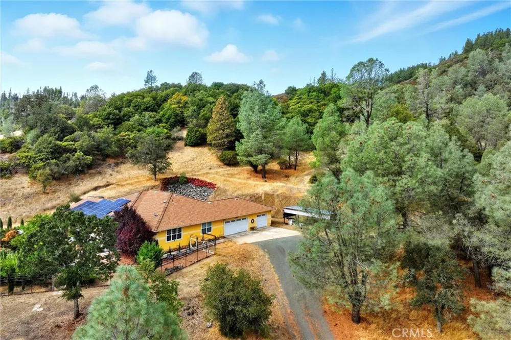 6850 High Valley Road Cobb, CA 95426