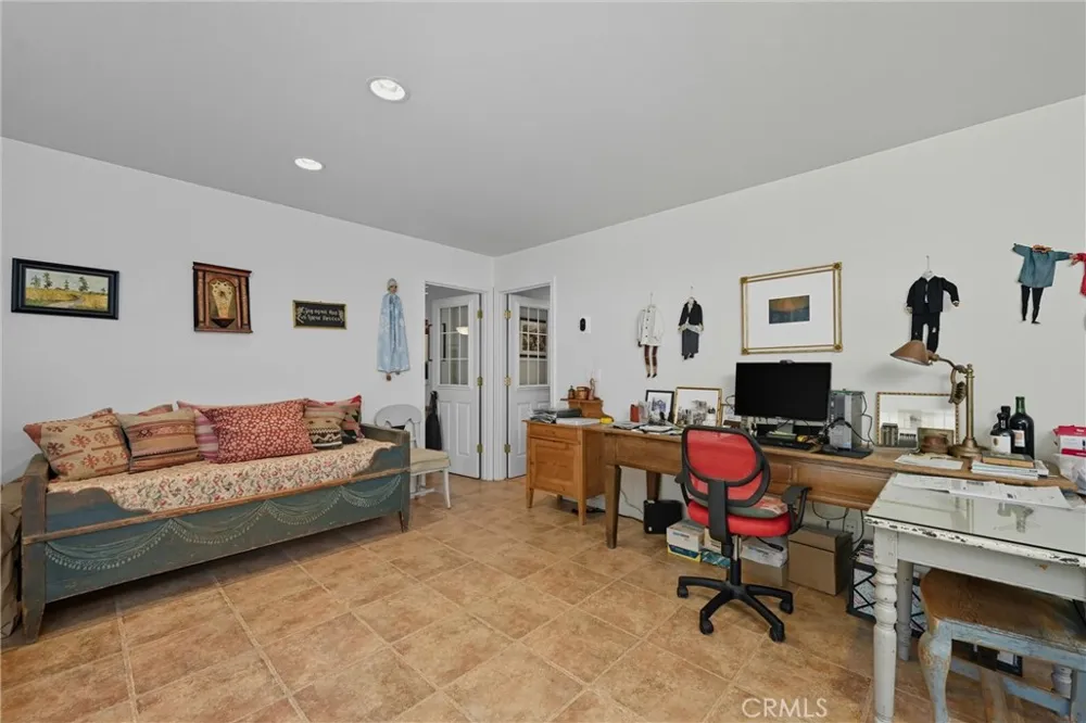 6850 High Valley Road Cobb, CA 95426