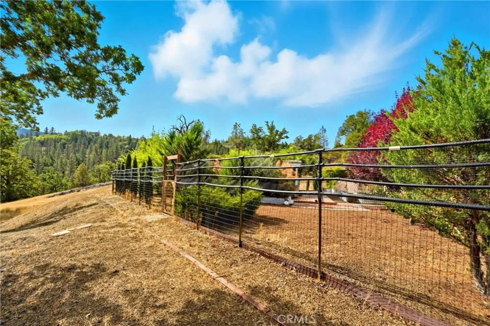 6850 High Valley Road Cobb, CA 95426