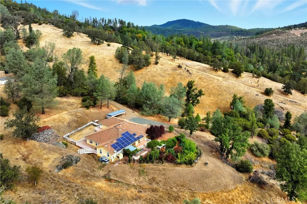 6850 High Valley Road Cobb, CA 95426