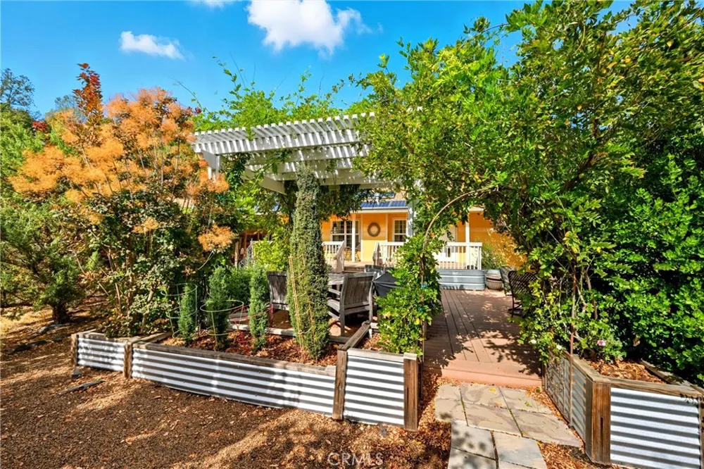 6850 High Valley Road Cobb, CA 95426