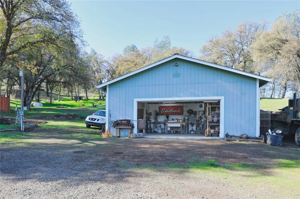10157 Bell Avenue Lower Lake, CA 95457