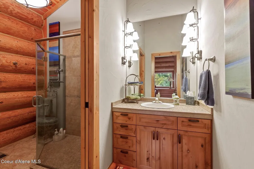 19722 S Providence Lane Worley, ID 83876
