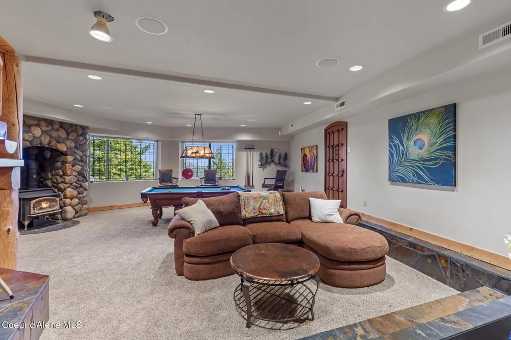 19722 S Providence Lane Worley, ID 83876