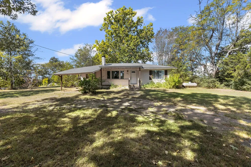 853 County Road 2730 Pittsburg, TX 75686